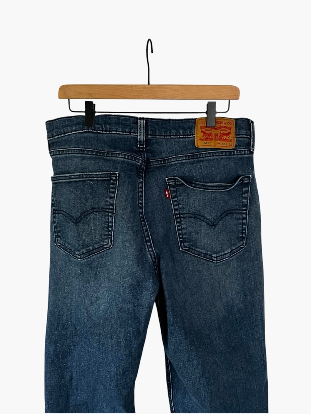 Levi’s 541 jeans size 35 x 32